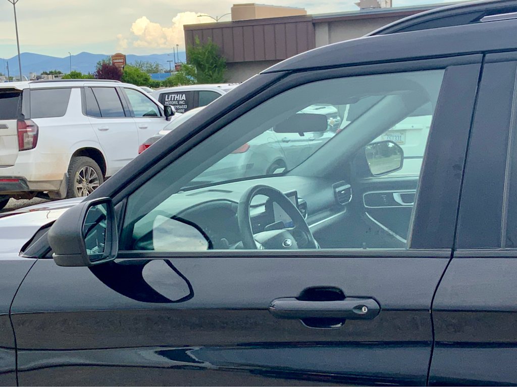 Thumbnail: 2022 Ford Explorer - 24