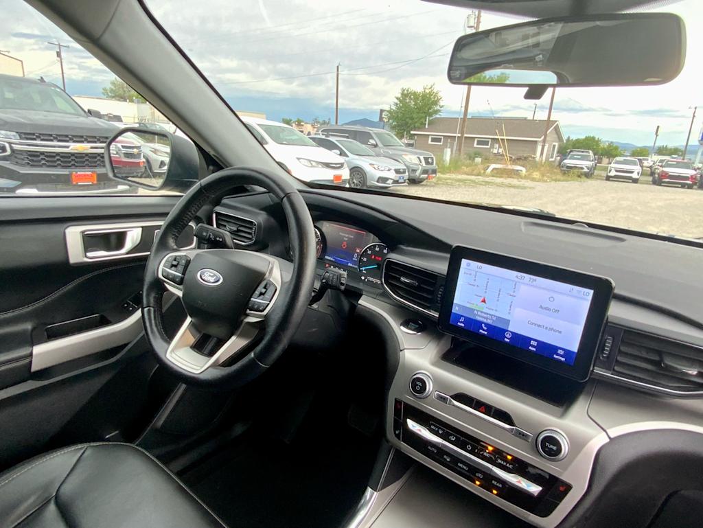 Thumbnail: 2022 Ford Explorer - 9
