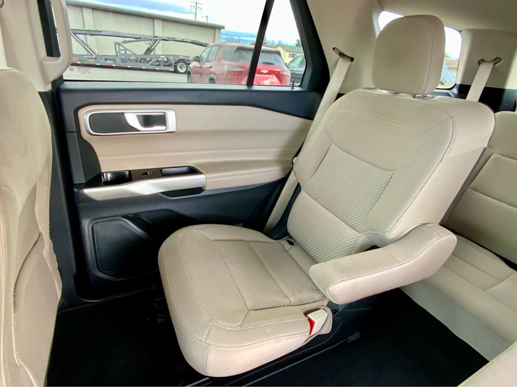 Thumbnail: 2022 Ford Explorer - 31