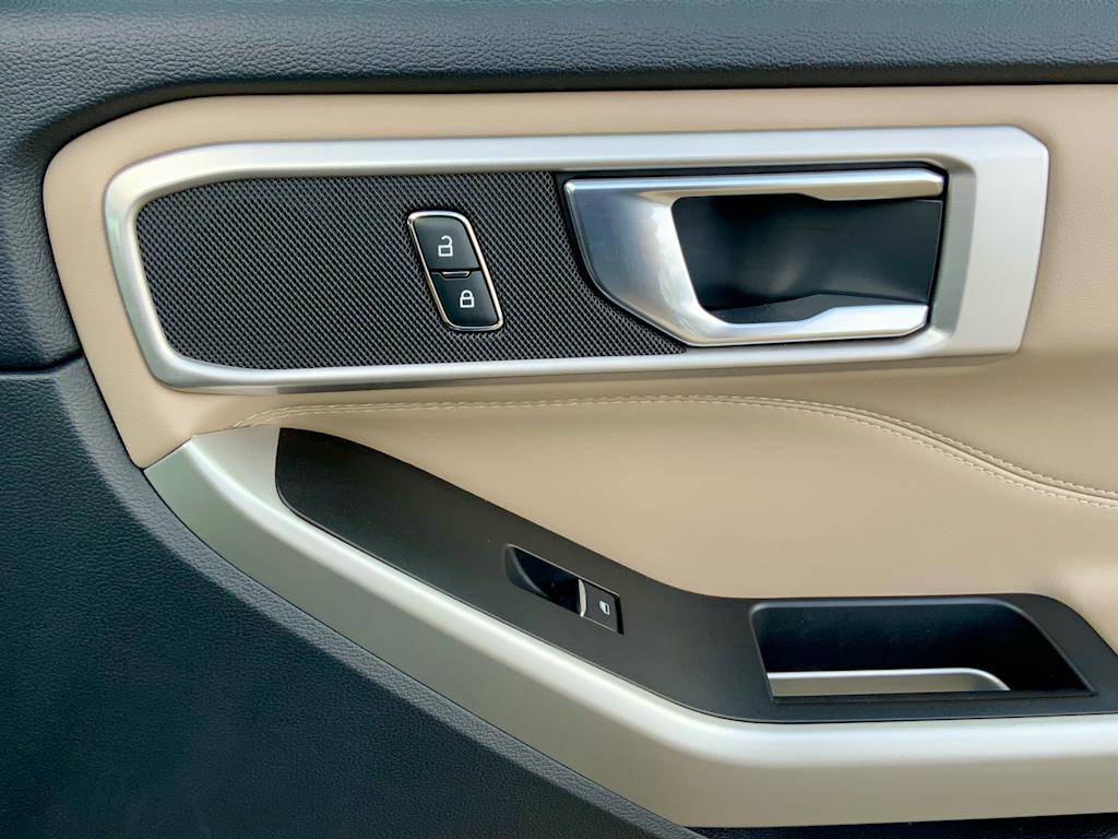 Thumbnail: 2022 Ford Explorer - 53