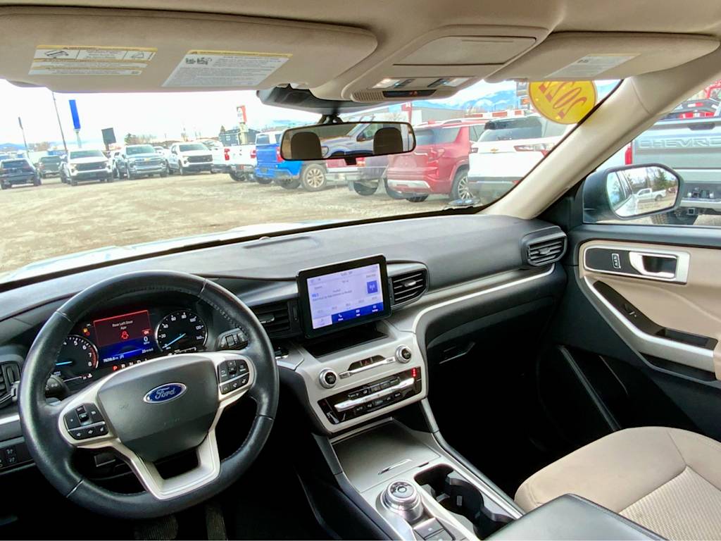 Thumbnail: 2022 Ford Explorer - 14