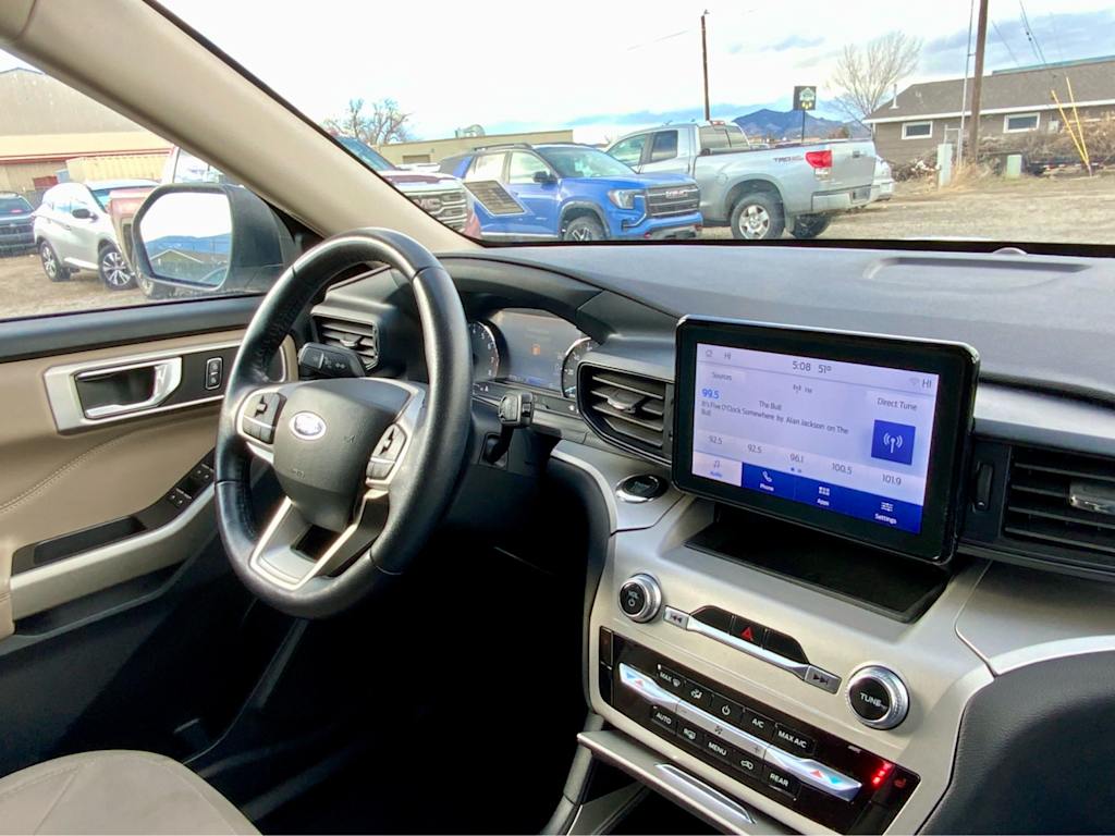 Thumbnail: 2022 Ford Explorer - 43