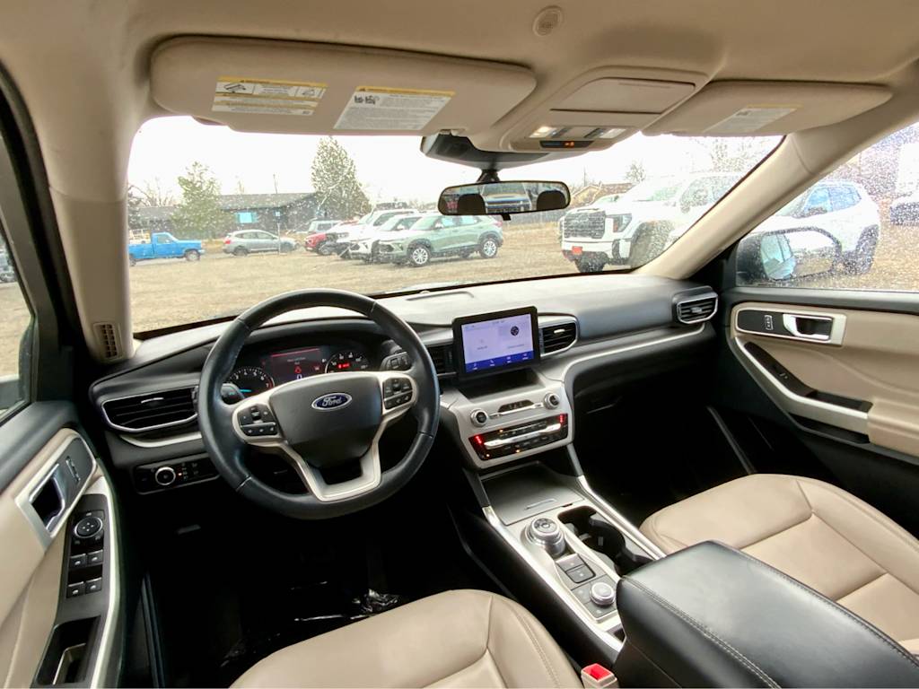 Thumbnail: 2023 Ford Explorer - 9