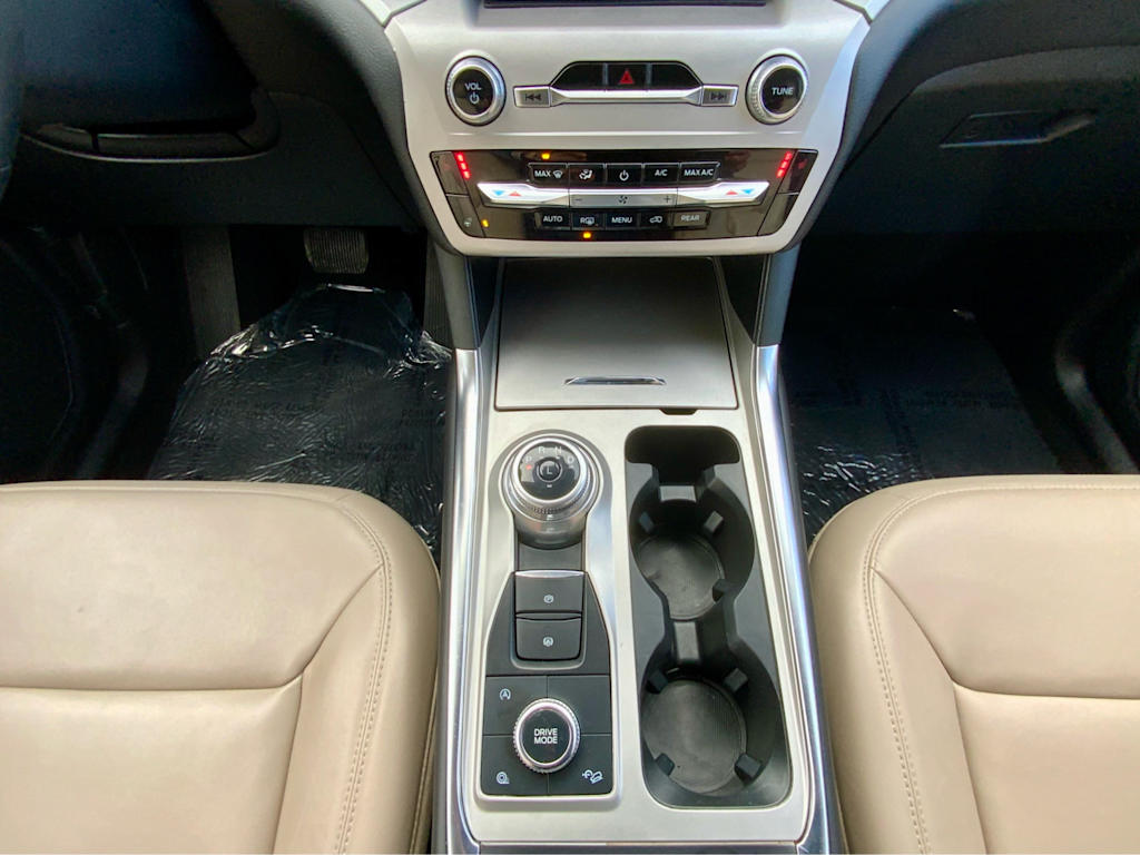 Thumbnail: 2023 Ford Explorer - 16