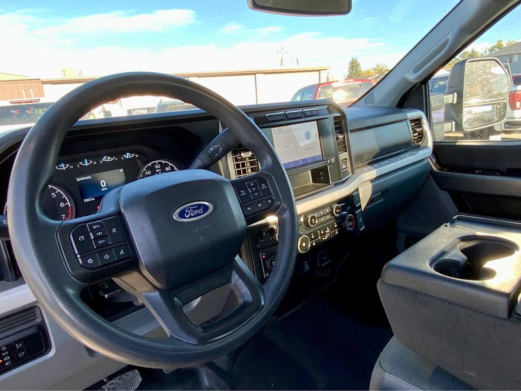 Thumbnail: 2023 Ford F-250 - 8