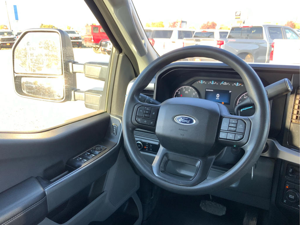 Thumbnail: 2023 Ford F-250 - 13
