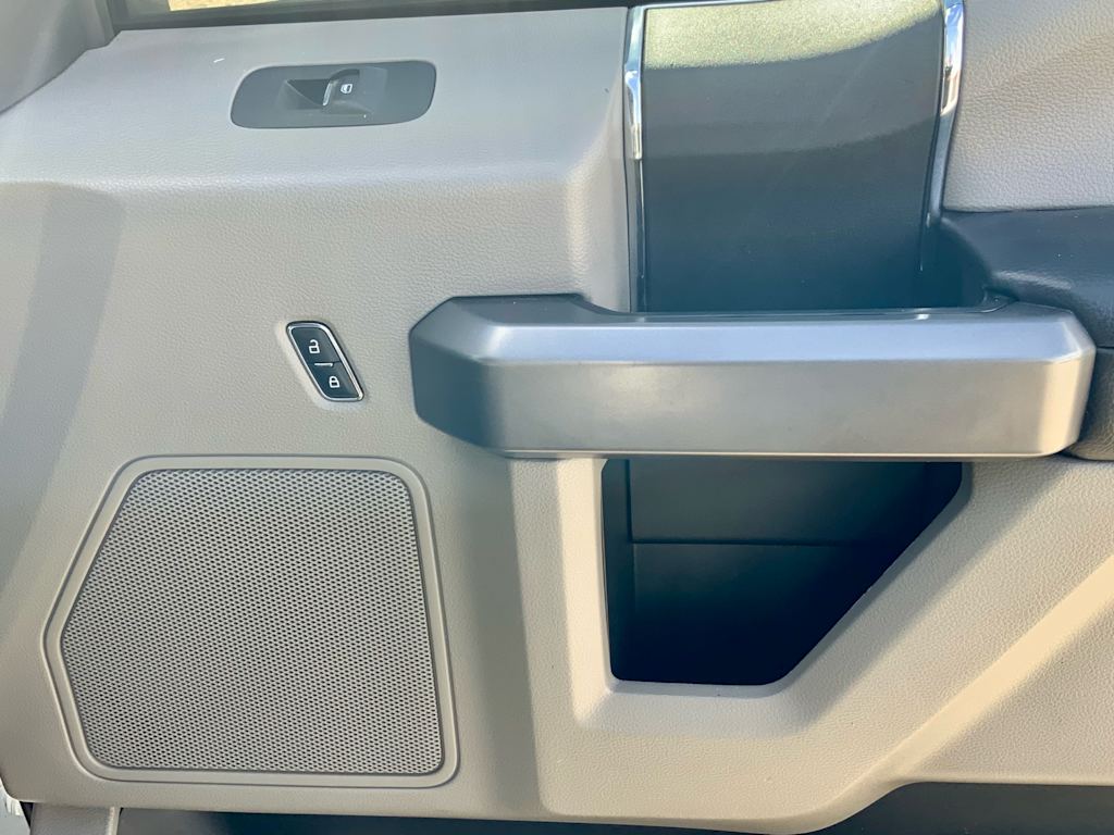 Thumbnail: 2020 Ford F-350 - 52