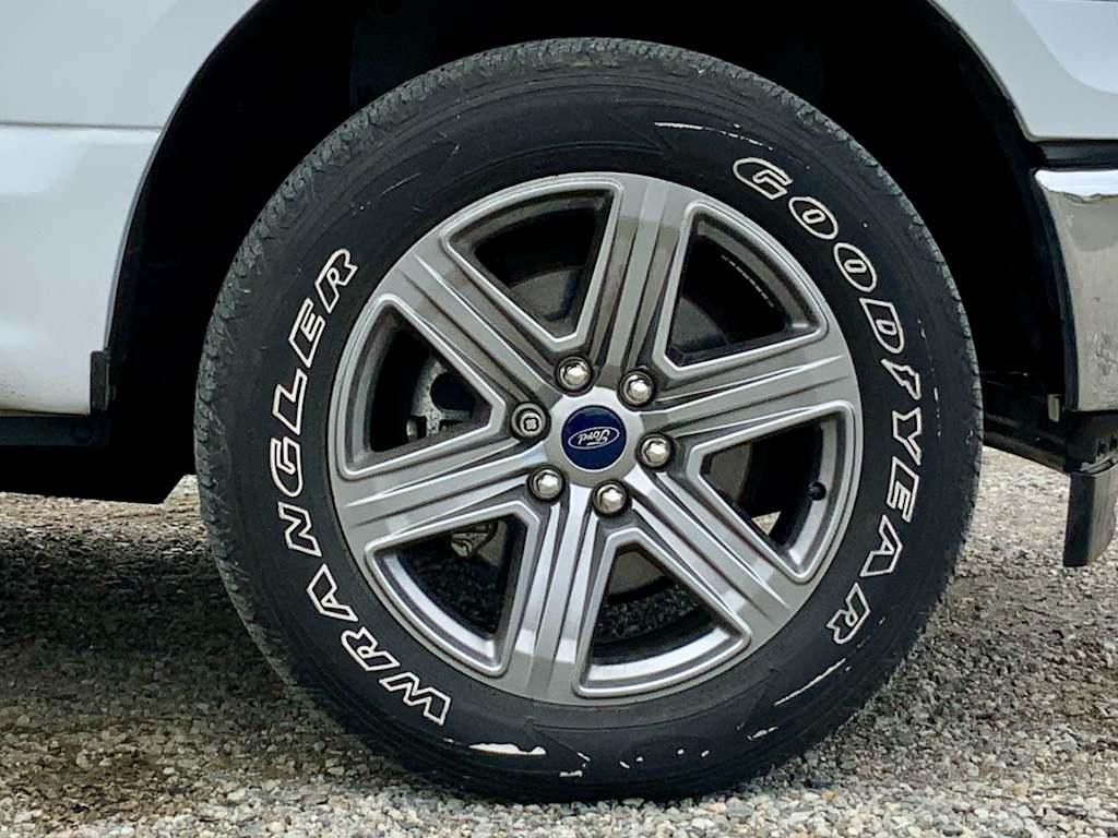 2017 Ford F-150 XLT 29