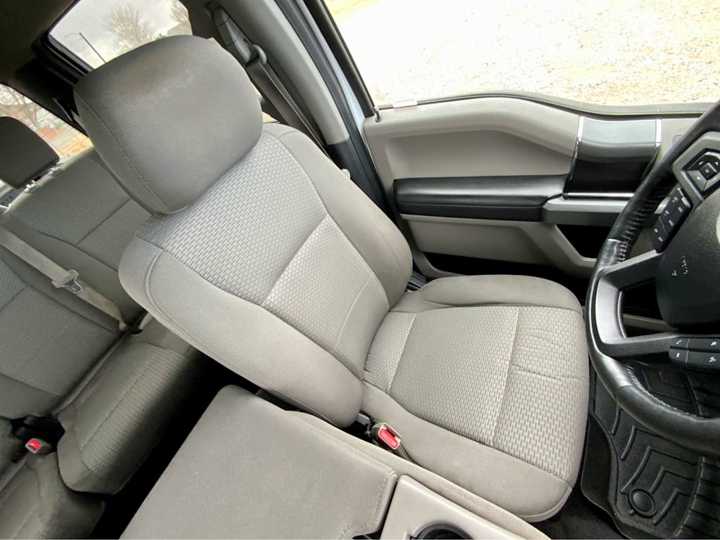 2017 Ford F-150 XLT 36