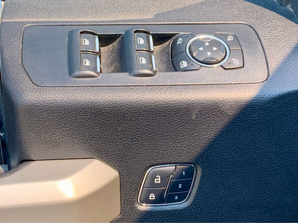 Thumbnail: 2017 Ford F-150 - 56