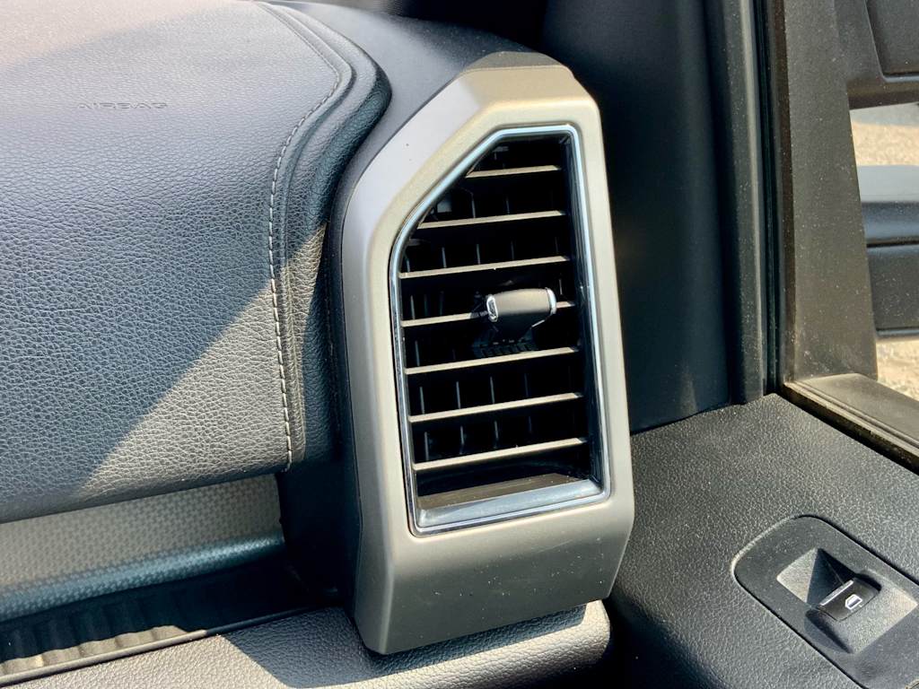 Thumbnail: 2017 Ford F-150 - 54