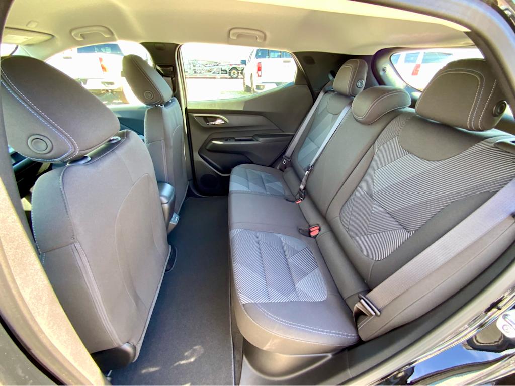 Thumbnail: 2027 Chevrolet Bolt EV - 11
