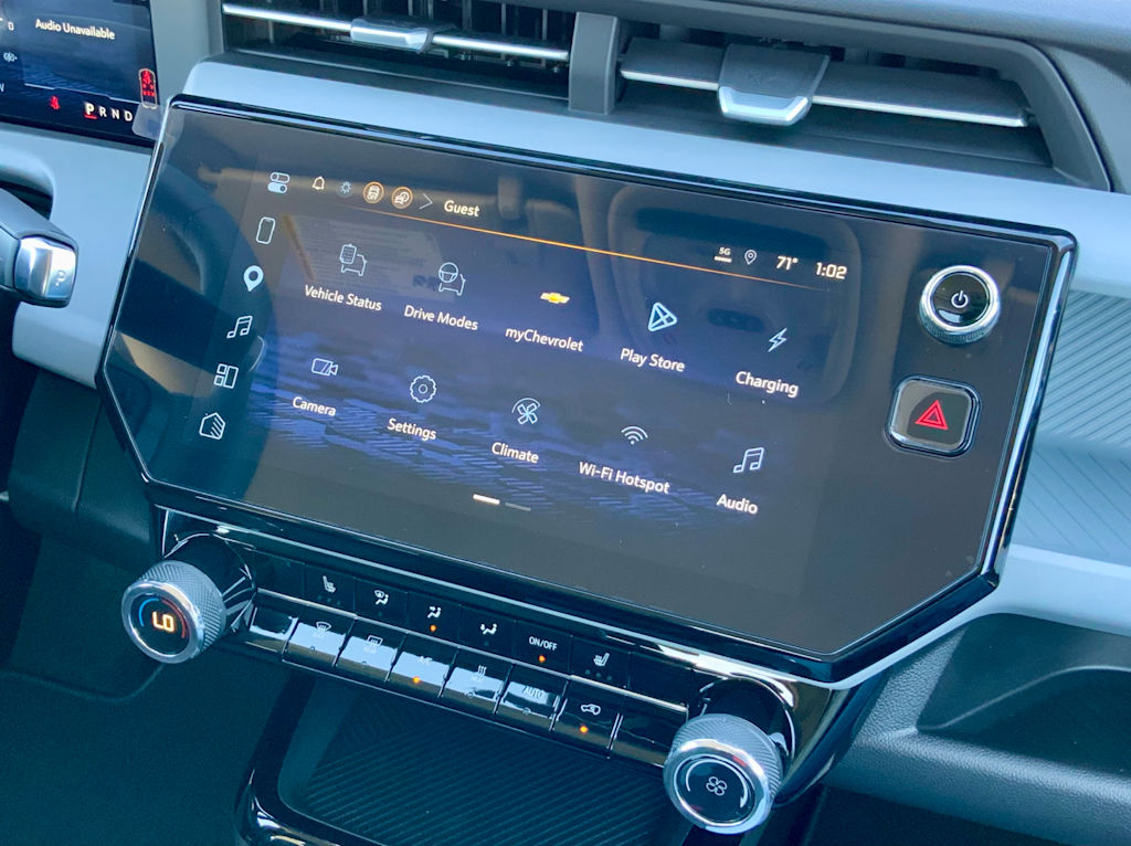 Thumbnail: 2027 Chevrolet Bolt EV - 32