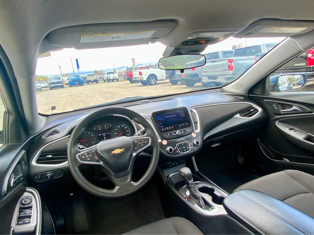 Thumbnail: 2024 Chevrolet Malibu - 14
