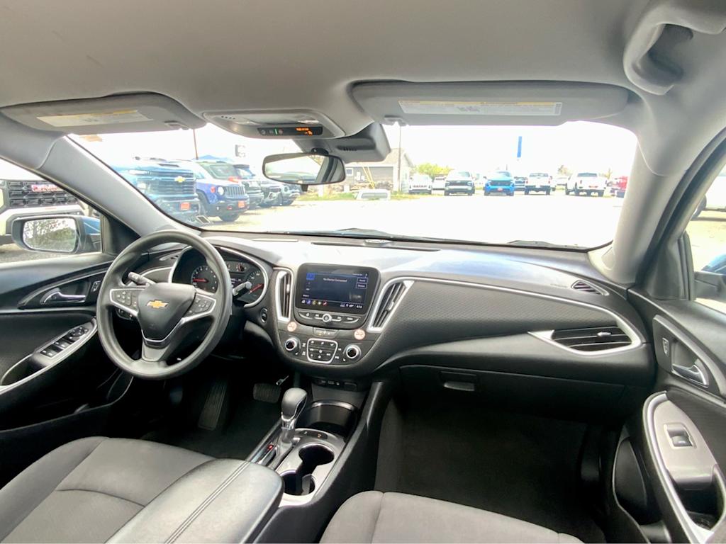 Thumbnail: 2024 Chevrolet Malibu - 9