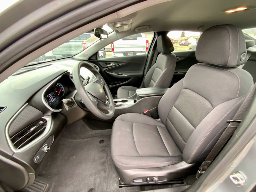 Thumbnail: 2024 Chevrolet Malibu - 10