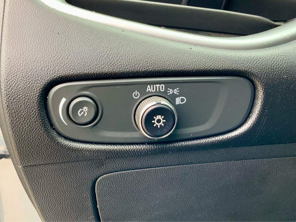 Thumbnail: 2024 Chevrolet Malibu - 45