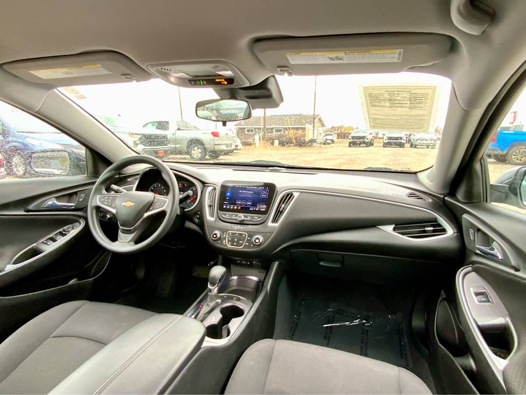 Thumbnail: 2024 Chevrolet Malibu - 13