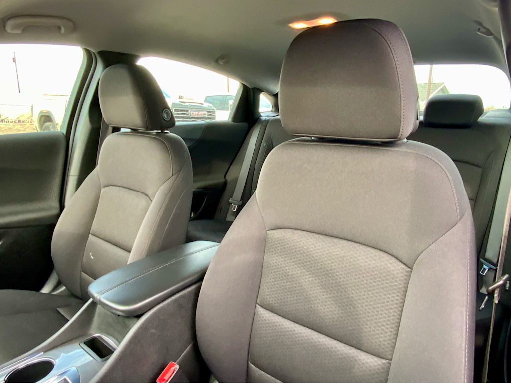 Thumbnail: 2023 Chevrolet Malibu - 34