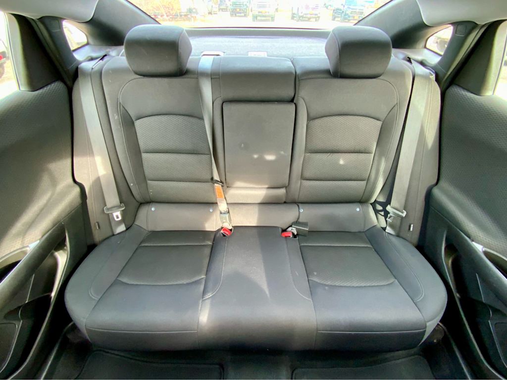 Thumbnail: 2023 Chevrolet Malibu - 37