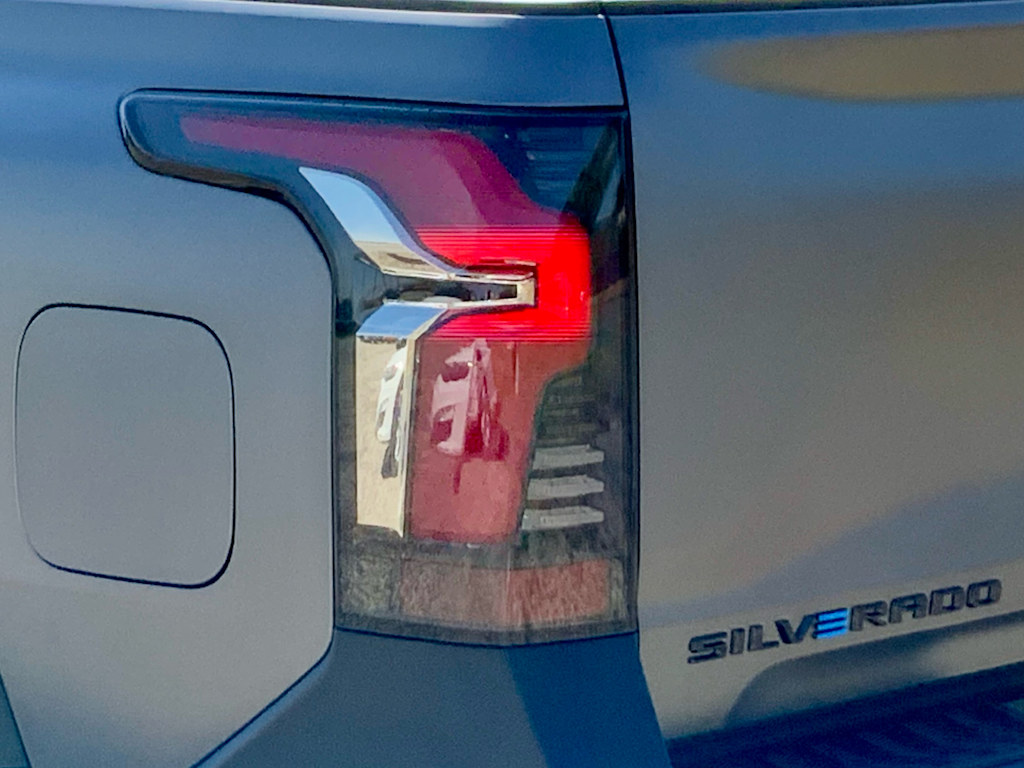 Thumbnail: 2026 Chevrolet Silverado EV - 29