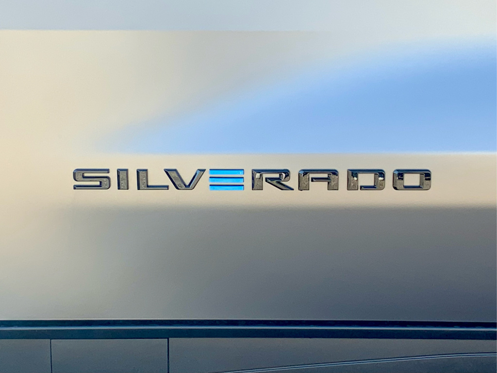 Thumbnail: 2026 Chevrolet Silverado EV - 35