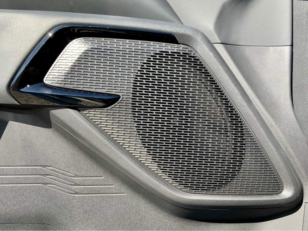 Thumbnail: 2026 Chevrolet Silverado EV - 58