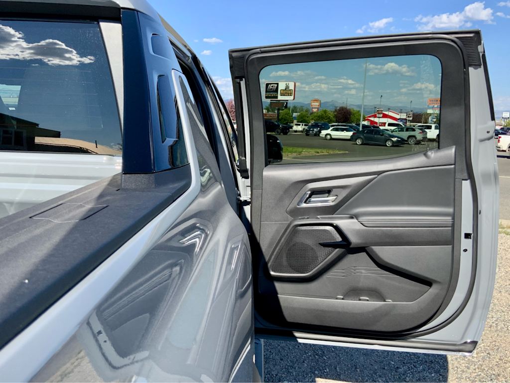 Thumbnail: 2026 Chevrolet Silverado EV - 53
