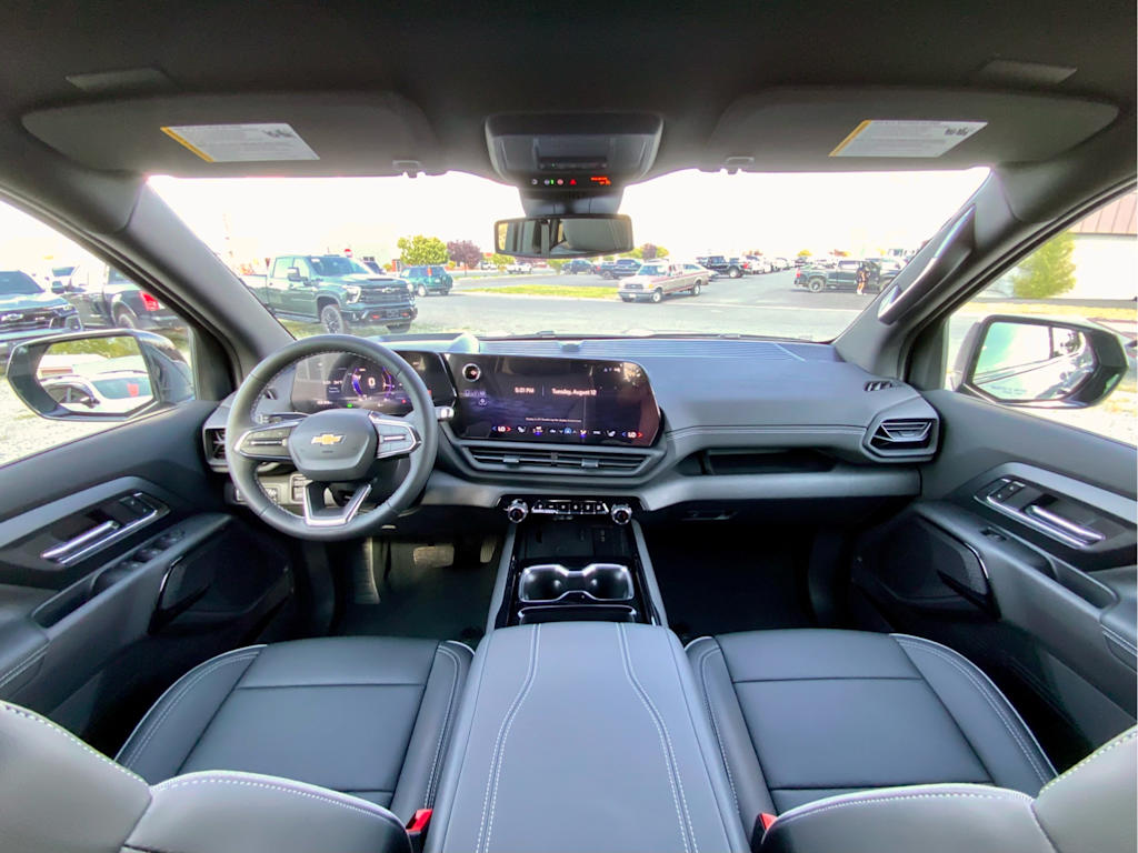 Thumbnail: 2026 Chevrolet Silverado EV - 2