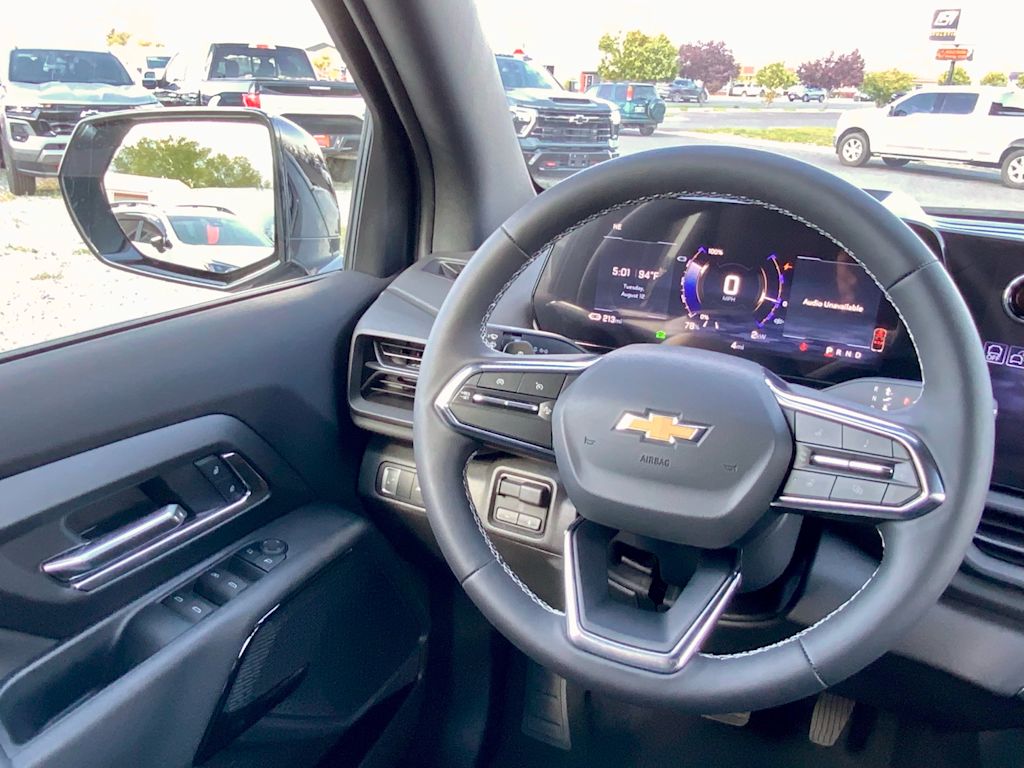 Thumbnail: 2026 Chevrolet Silverado EV - 42