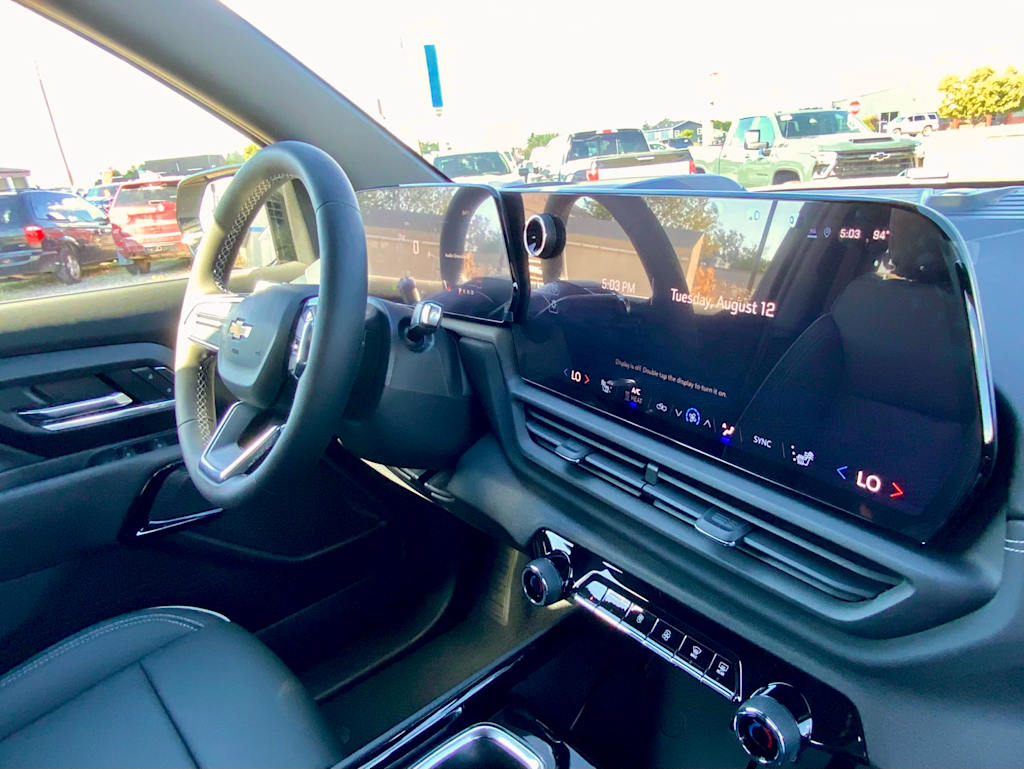 Thumbnail: 2026 Chevrolet Silverado EV - 44