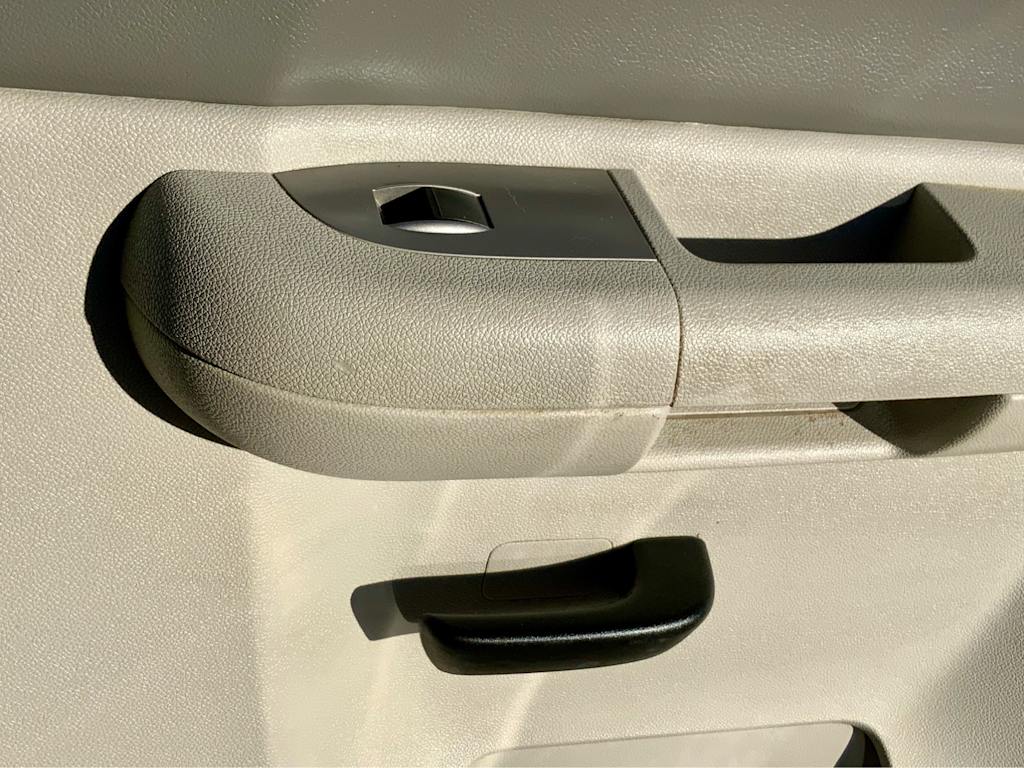 Thumbnail: 2012 Chevrolet Silverado 2500 - 42