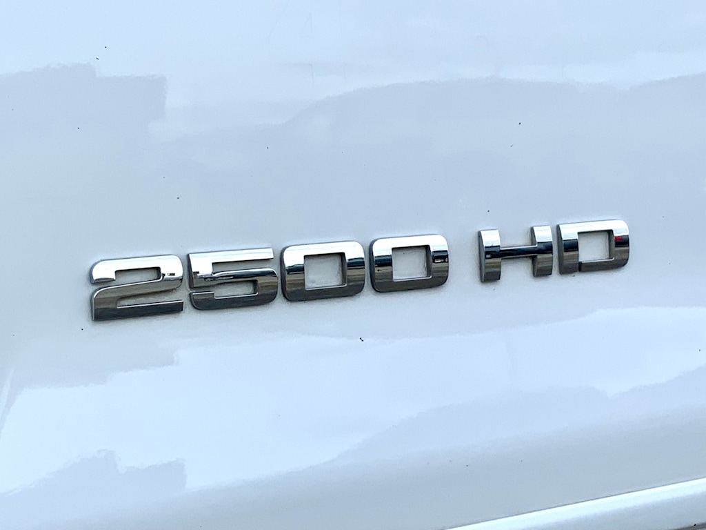 Thumbnail: 2015 Chevrolet Silverado 2500 - 29