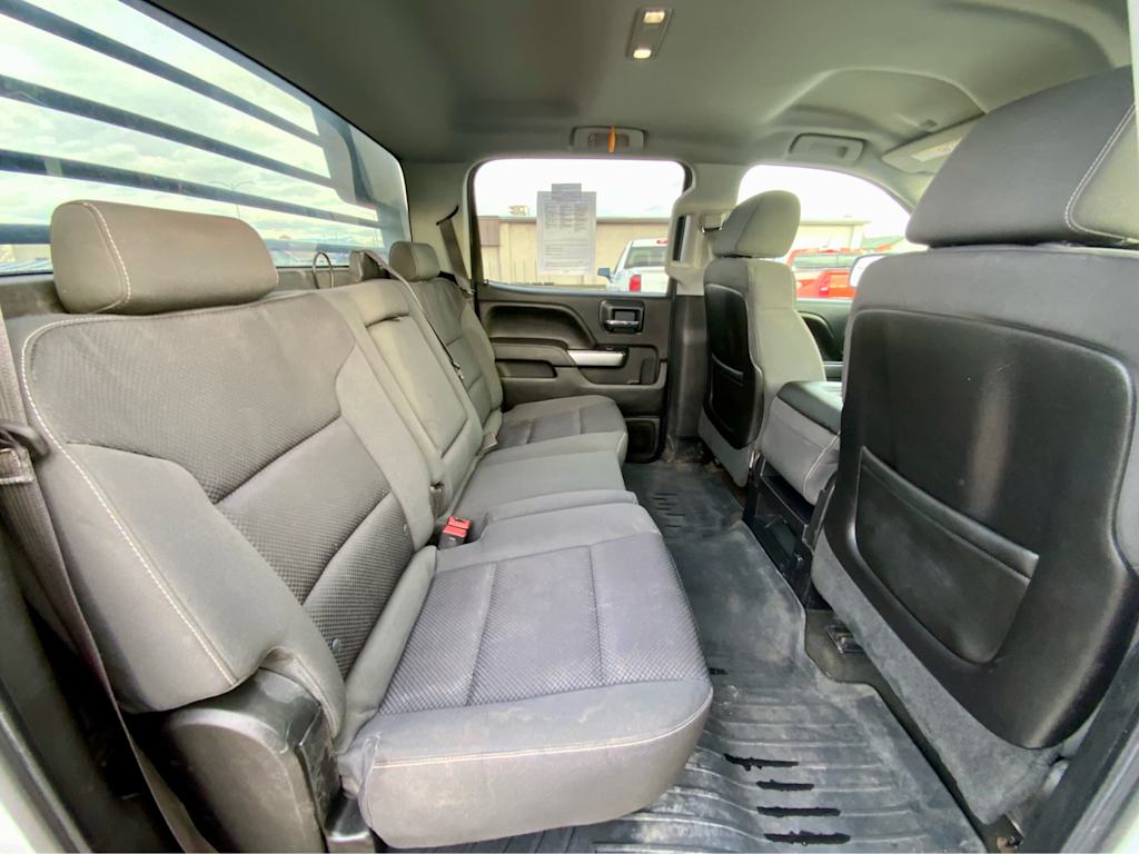 Thumbnail: 2015 Chevrolet Silverado 2500 - 30