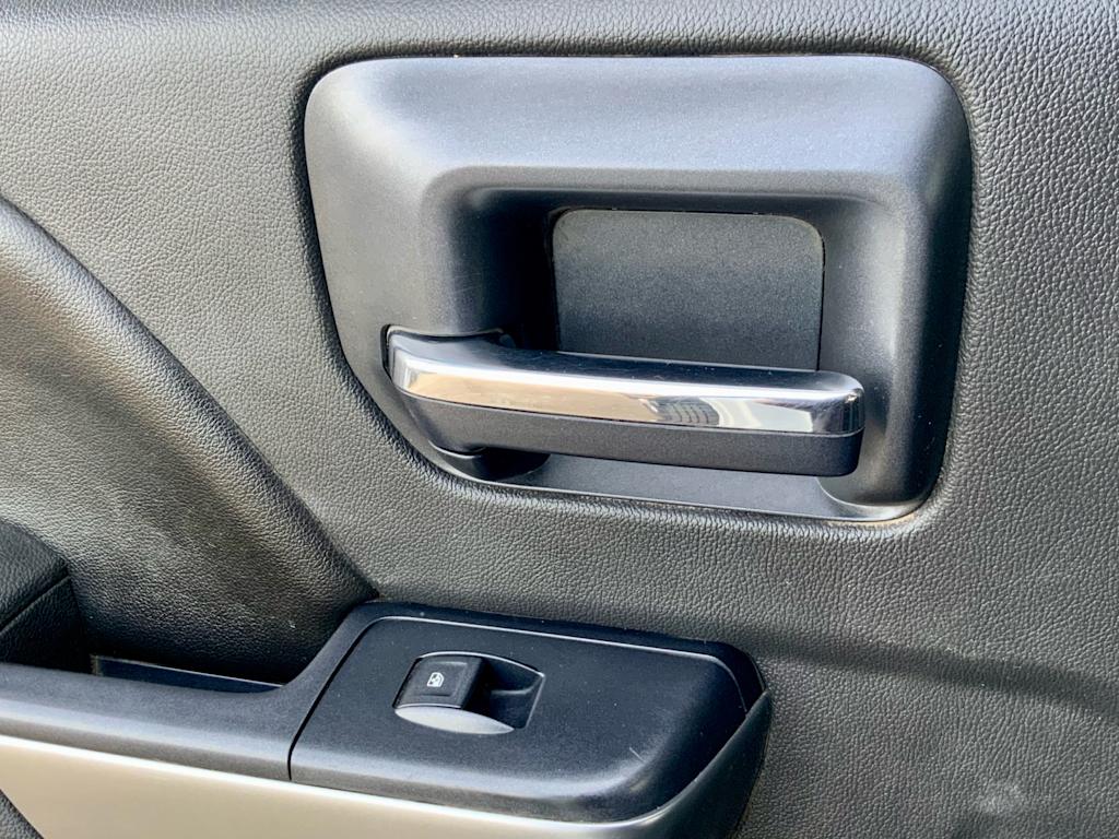 Thumbnail: 2015 Chevrolet Silverado 2500 - 44