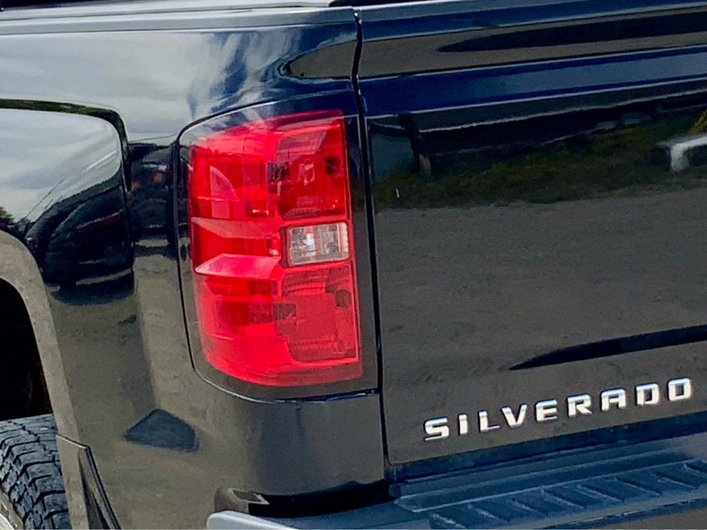 Thumbnail: 2015 Chevrolet Silverado 2500 - 26