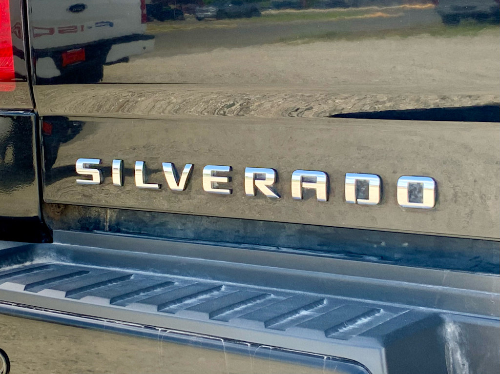 Thumbnail: 2015 Chevrolet Silverado 2500 - 29