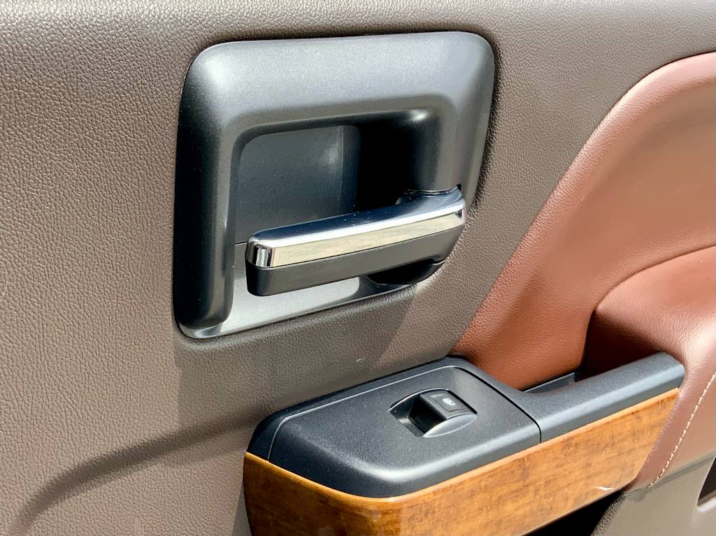 Thumbnail: 2015 Chevrolet Silverado 2500 - 43