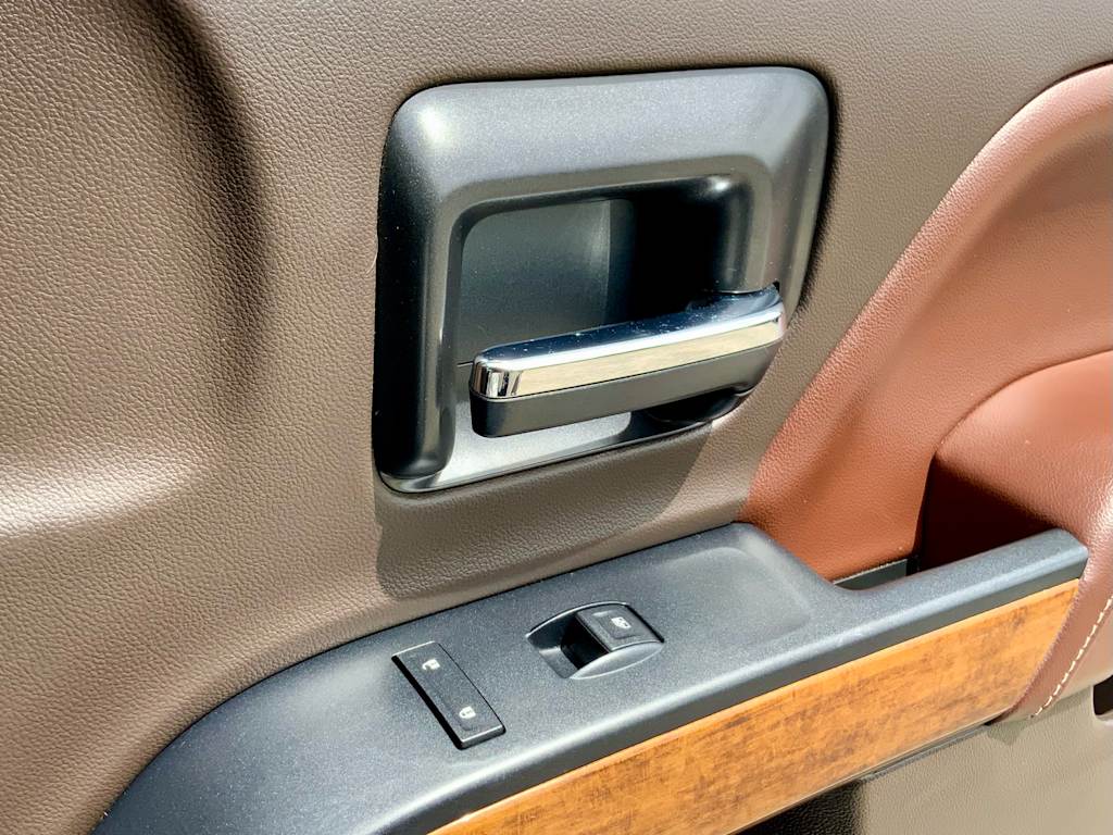 Thumbnail: 2015 Chevrolet Silverado 2500 - 41