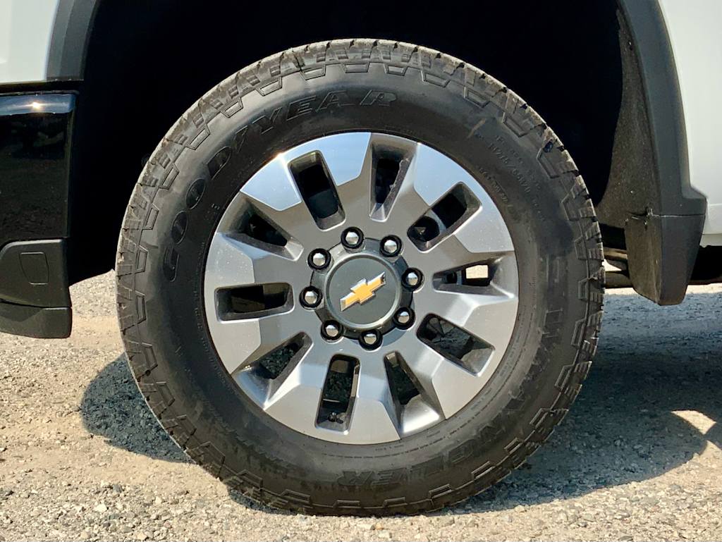 Thumbnail: 2026 Chevrolet Silverado 2500 - 8