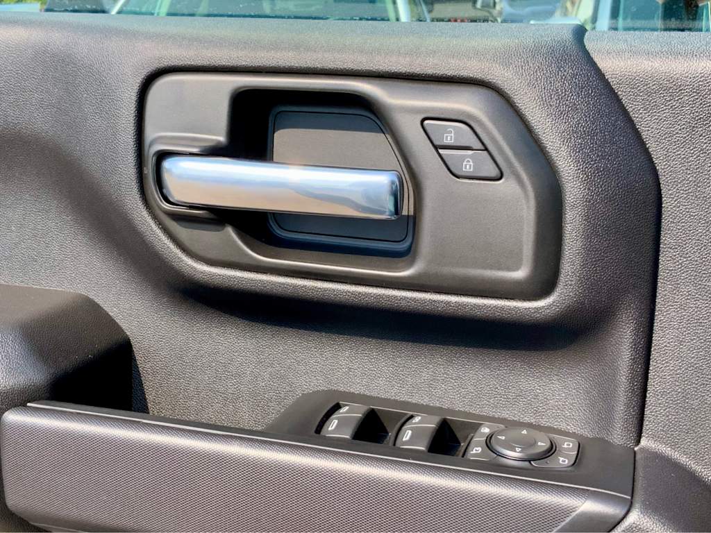 Thumbnail: 2026 Chevrolet Silverado 2500 - 44