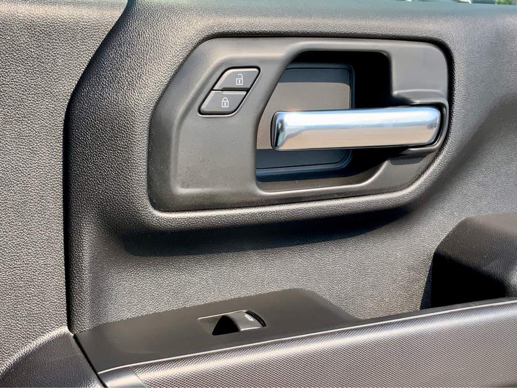 Thumbnail: 2026 Chevrolet Silverado 2500 - 43