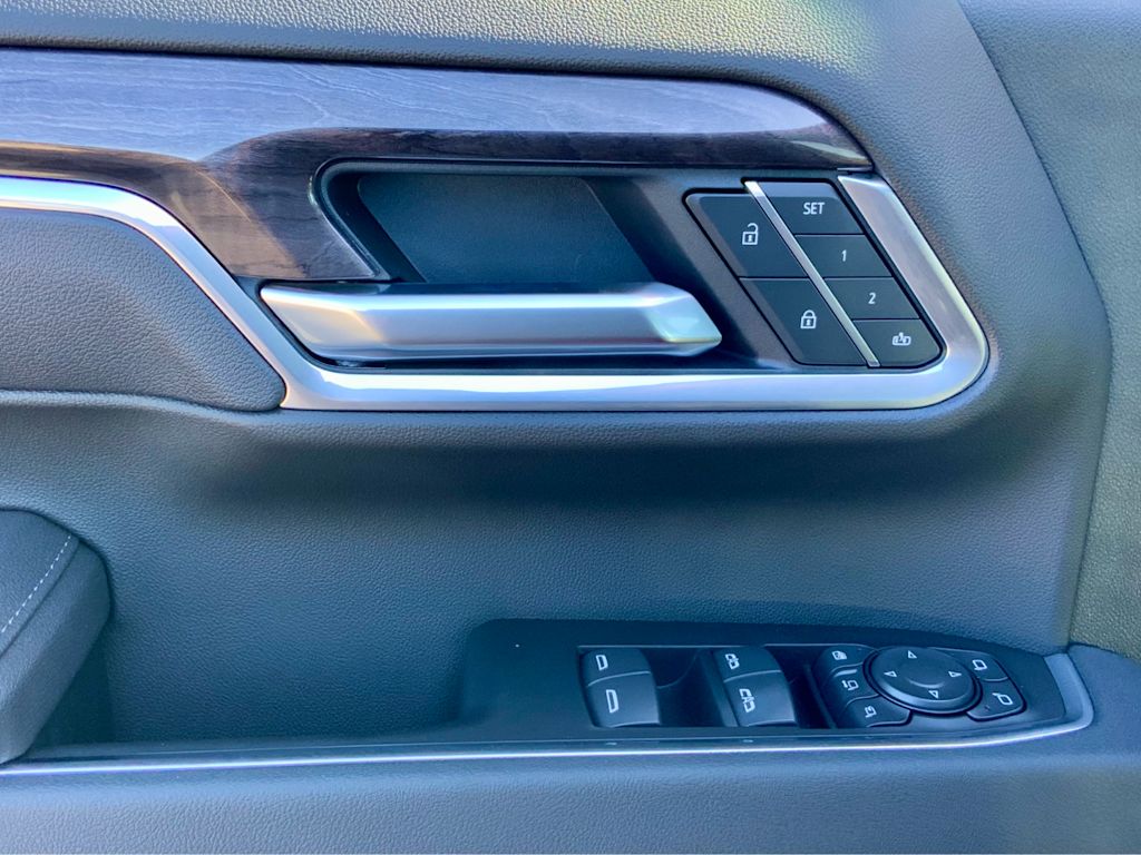 Thumbnail: 2026 Chevrolet Silverado 2500 - 48