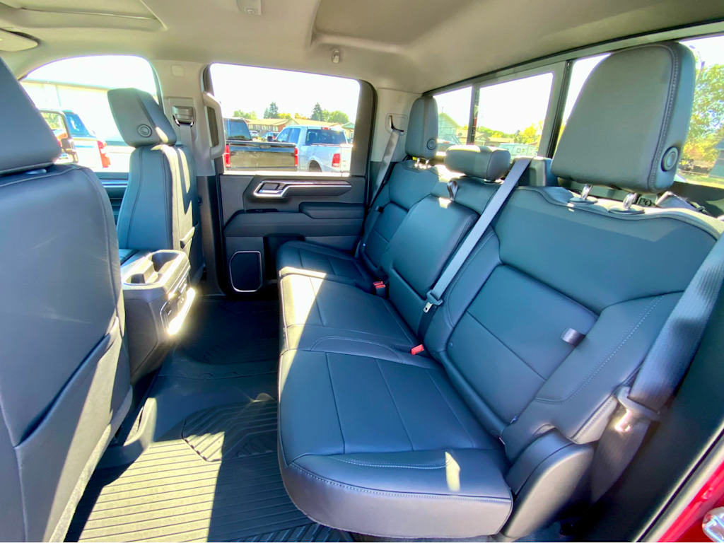 Thumbnail: 2026 Chevrolet Silverado 2500 - 12