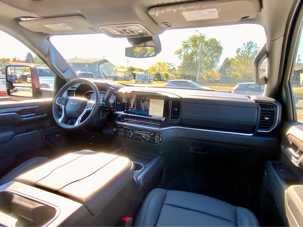 Thumbnail: 2026 Chevrolet Silverado 2500 - 13