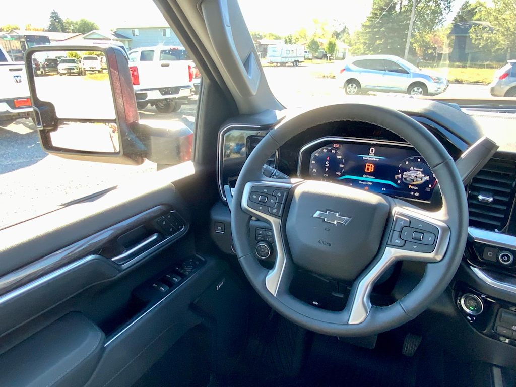 Thumbnail: 2026 Chevrolet Silverado 2500 - 40