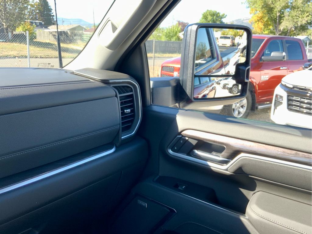 Thumbnail: 2026 Chevrolet Silverado 2500 - 39