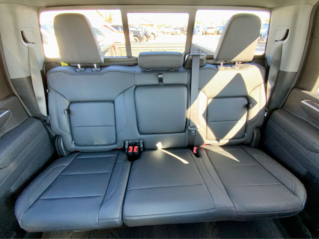 Thumbnail: 2026 Chevrolet Silverado 2500 - 36