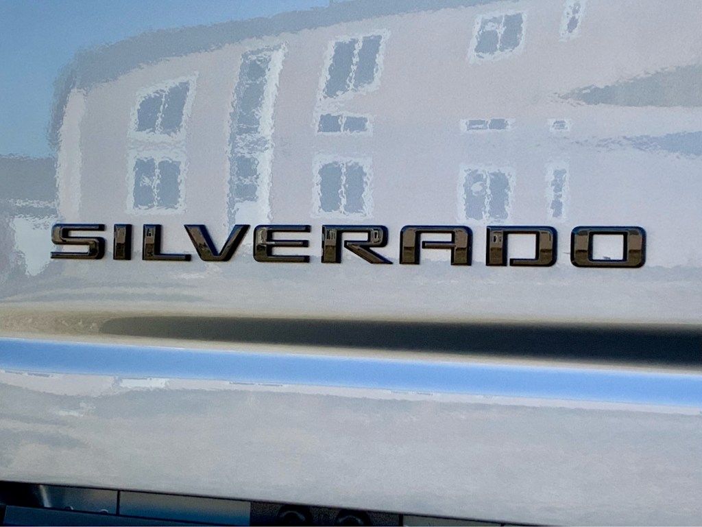 Thumbnail: 2026 Chevrolet Silverado 3500 - 7