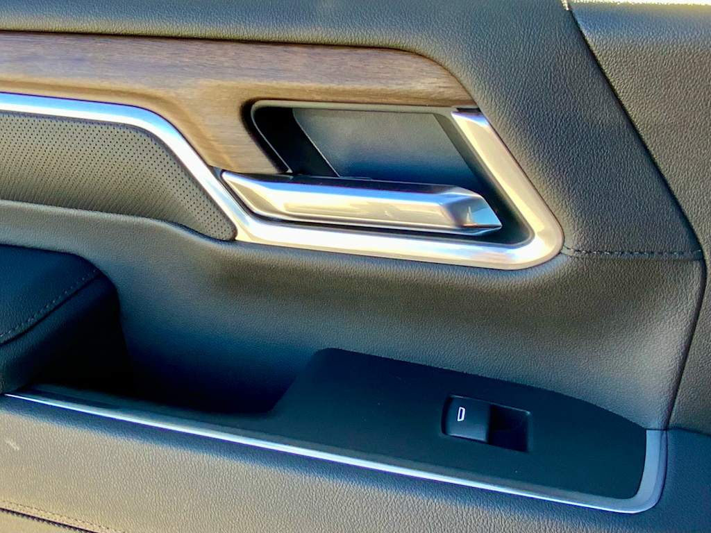 Thumbnail: 2026 Chevrolet Silverado 3500 - 56